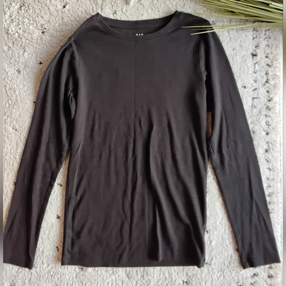 Gap Modern Tee